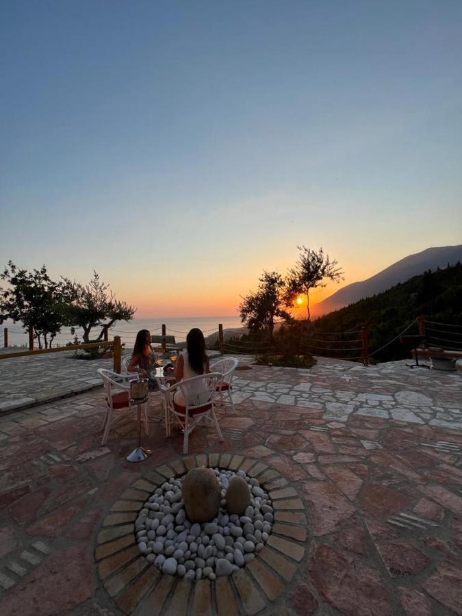 Rahoni Park & Suites Dhërmi Extérieur photo
