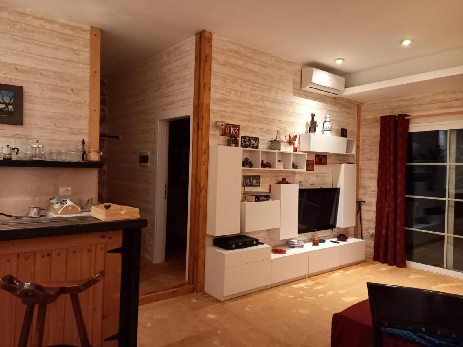 Rahoni Park & Suites Dhërmi Extérieur photo